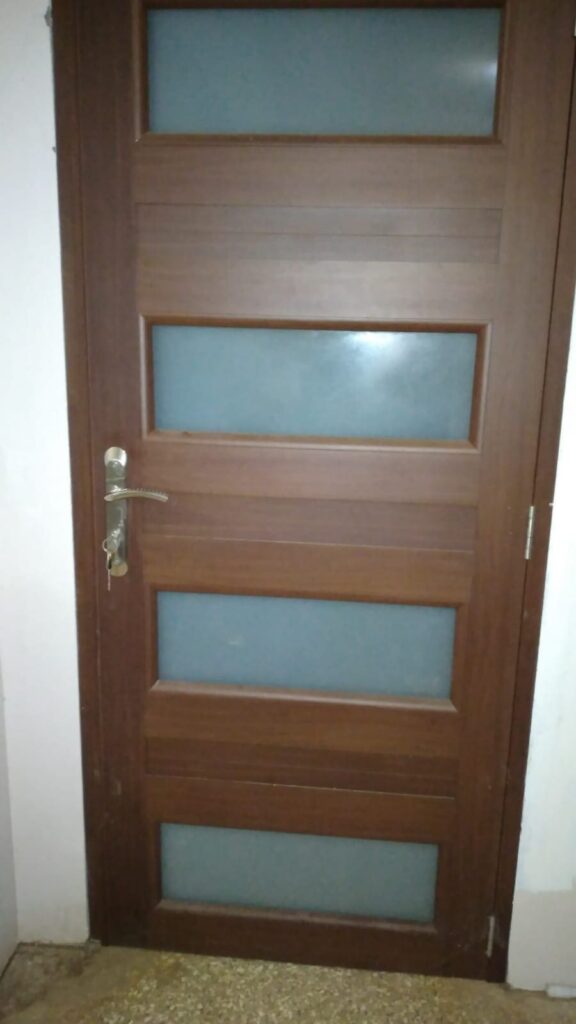 Puertas y Ventanas - High-Tech Security - Puertas