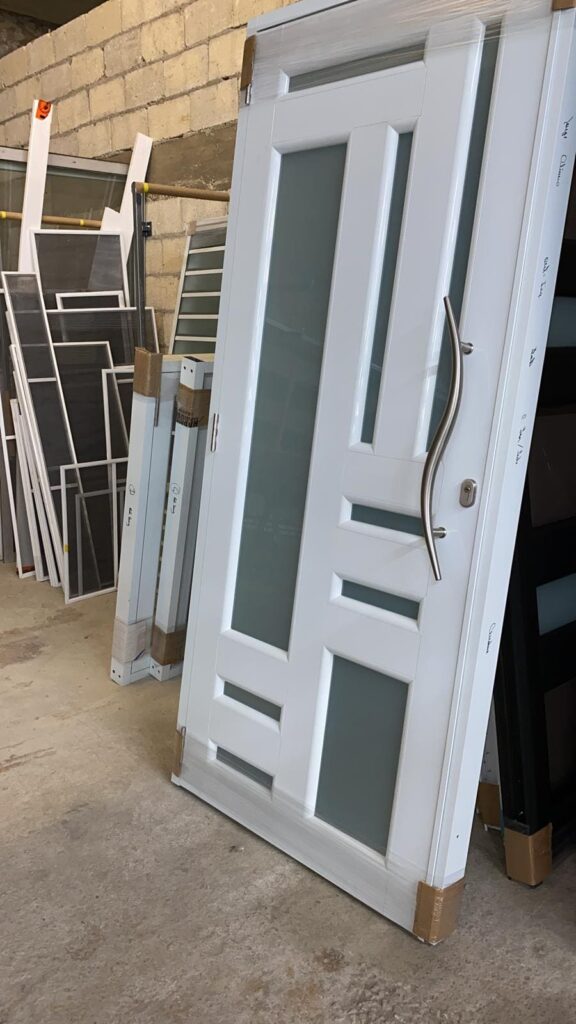 Puertas y Ventanas - High-Tech Security - Puertas