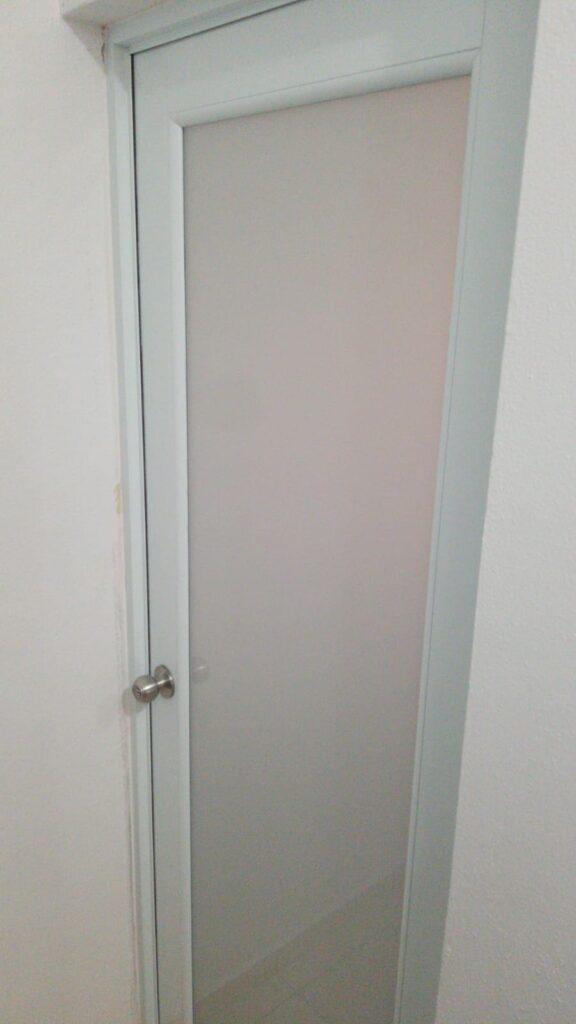 Puertas y Ventanas - High-Tech Security - Puertas