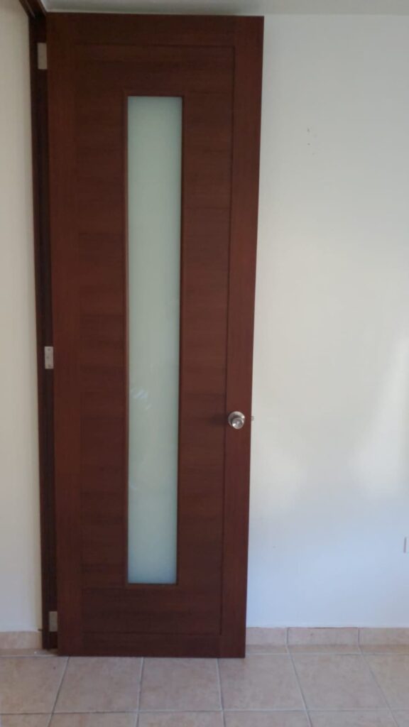 Puertas y Ventanas - High-Tech Security - Puertas