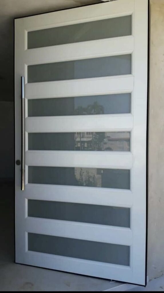 Puertas y Ventanas - High-Tech Security - Puertas