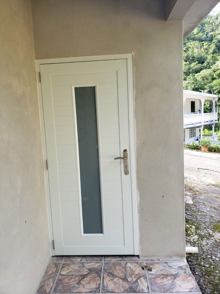 Puertas y Ventanas - High-Tech Security - Puertas