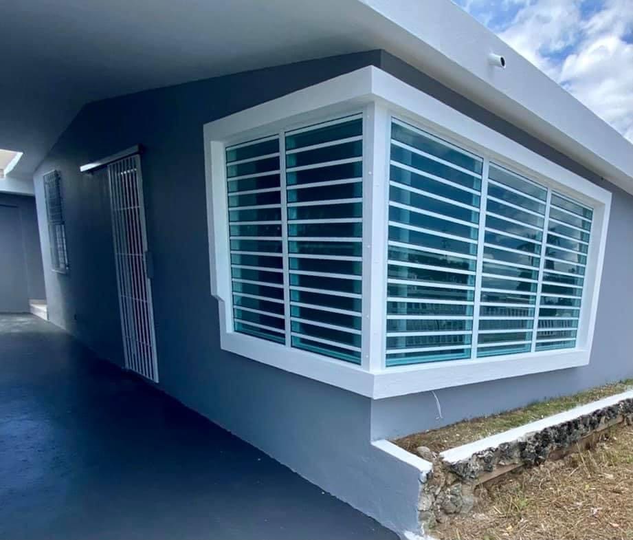 Puertas y Ventanas - High-Tech Security - Ventanas