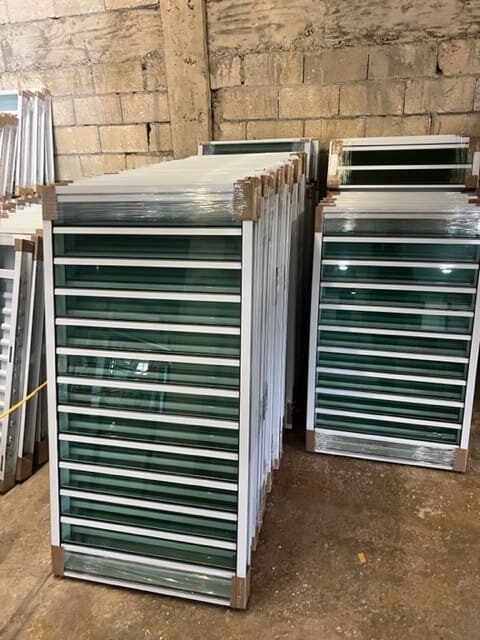 Puertas y Ventanas - High-Tech Security - Ventanas