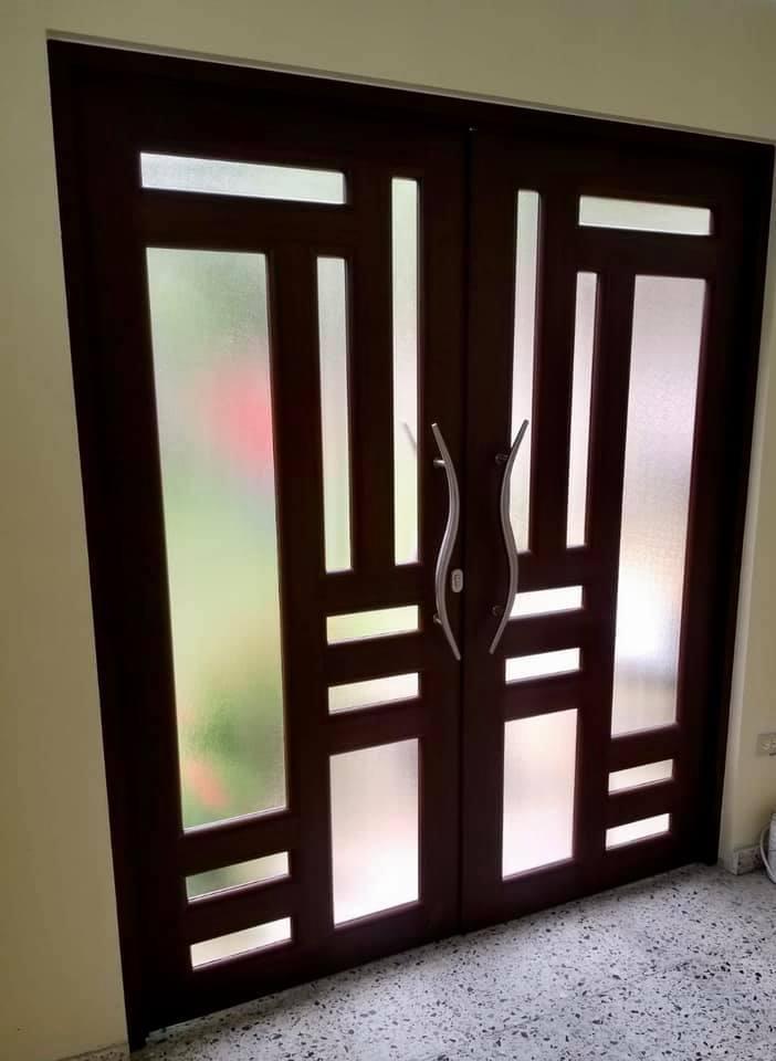 Puertas y Ventanas - High-Tech Security - Ventanas