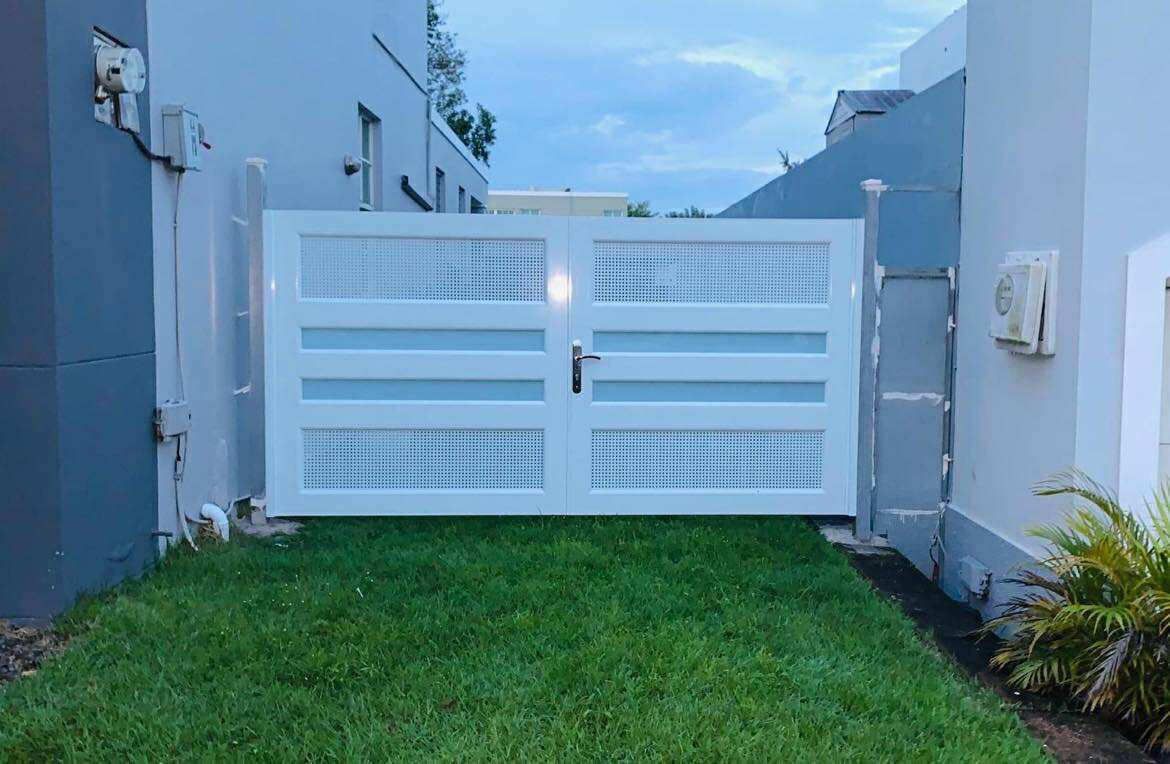 Puertas y Ventanas - High-Tech Security - Ventanas